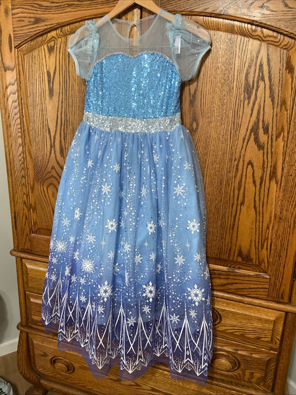 Girls Medium Frozen Elsa Sparkling Blue Snowflake Princess Dress